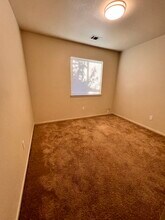 5026 Dana Ave in Stockton, CA - Building Photo - Building Photo
