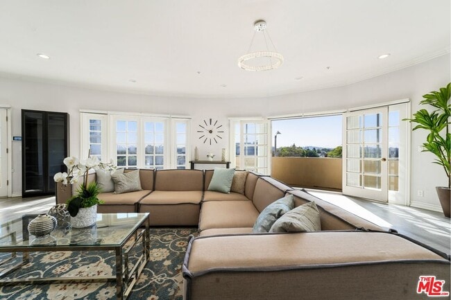 1278 S Camden Dr in Los Angeles, CA - Building Photo - Building Photo