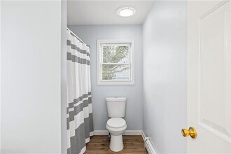 142 Chad Brown St in Providence, RI - Building Photo - Building Photo