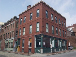 46 Market St in Portland, ME - Building Photo - Building Photo