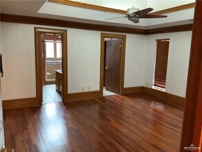 6 Kiwi Ave in McAllen, TX - Building Photo - Building Photo