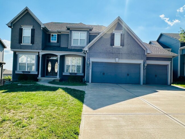20067 W 108th Terrace in Olathe, KS - Building Photo - Building Photo