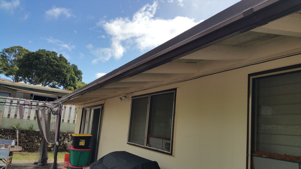 646 Ho‘okanike St in Pearl City, HI - Building Photo