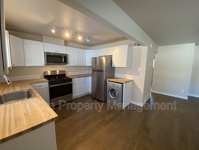 3257 Milwaukee St in Denver, CO - Building Photo - Building Photo