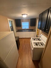 110 Peeples St in Navasota, TX - Building Photo - Building Photo