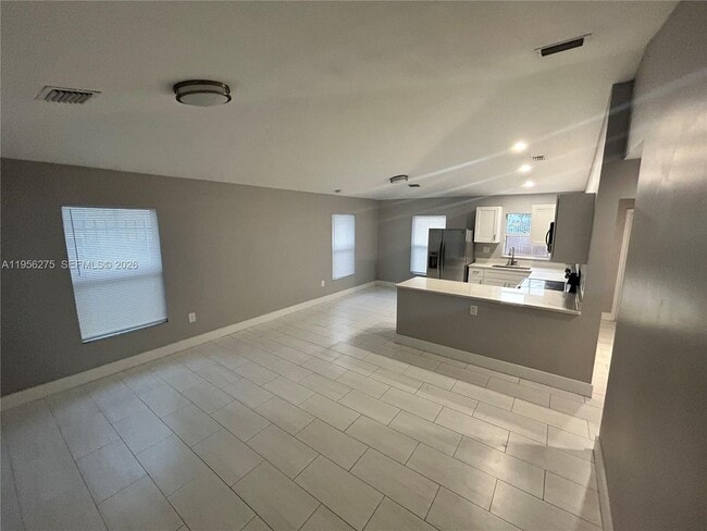 1724 NW 1st Pl in Miami, FL - Building Photo - Building Photo