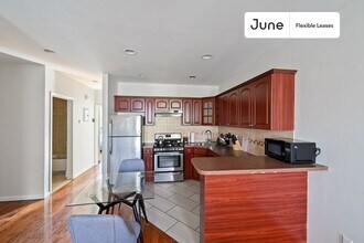 1236 Putnam Ave in New York, NY - Building Photo - Building Photo