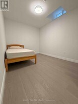 1 Waterleaf Rd in Markham, ON - Building Photo