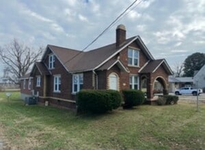 406 North Main St in Trenton, KY - Building Photo - Building Photo