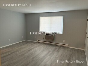 4911 Northcutt Pl in Dayton, OH - Building Photo - Building Photo