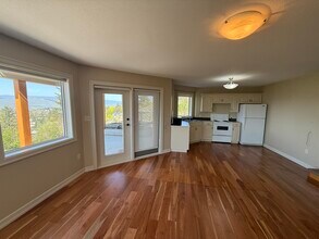 996 Galiano Rd in Vernon, BC - Building Photo - Building Photo