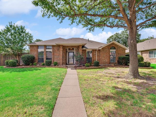 property at 220 Magnolia Dr