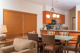 78-6842-6842 Ali‘i Dr in Kailua Kona, HI - Building Photo - Building Photo