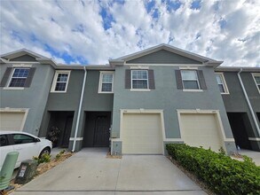 1261 Yellow Finch Dr in Davenport, FL - Building Photo - Building Photo
