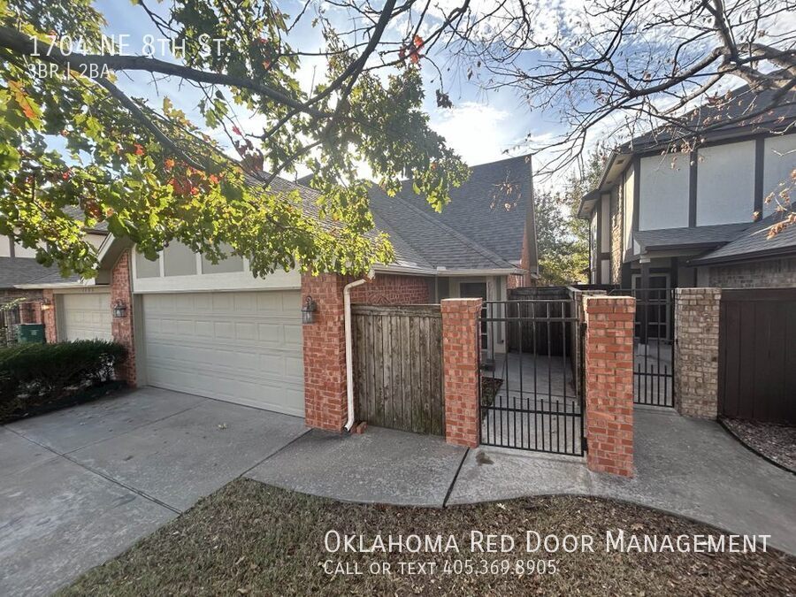 1704 NE 8th St in Oklahoma City, OK - Building Photo