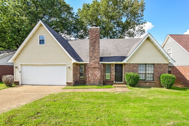 6498 Heatherwood Dr