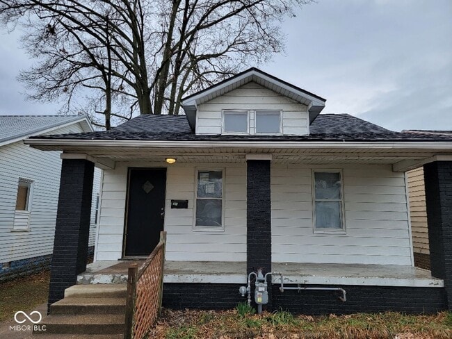 property at 1127 Marshall Ave