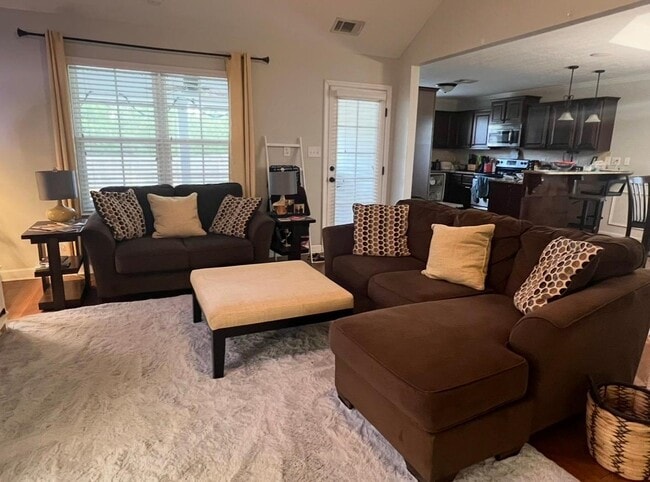 1111 Rosland Cir in Augusta, GA - Building Photo - Building Photo