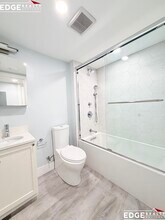 12 Lopez Ave, Unit 1 in Cambridge, MA - Foto de edificio - Building Photo