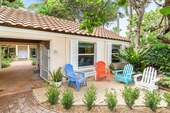 72 S Ocean Blvd in Delray Beach, FL - Building Photo - Building Photo