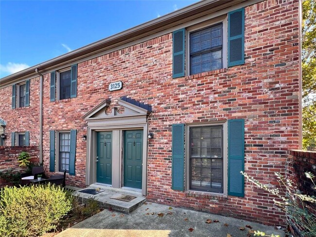 3125 Colonial Way in Atlanta, GA - Building Photo - Building Photo