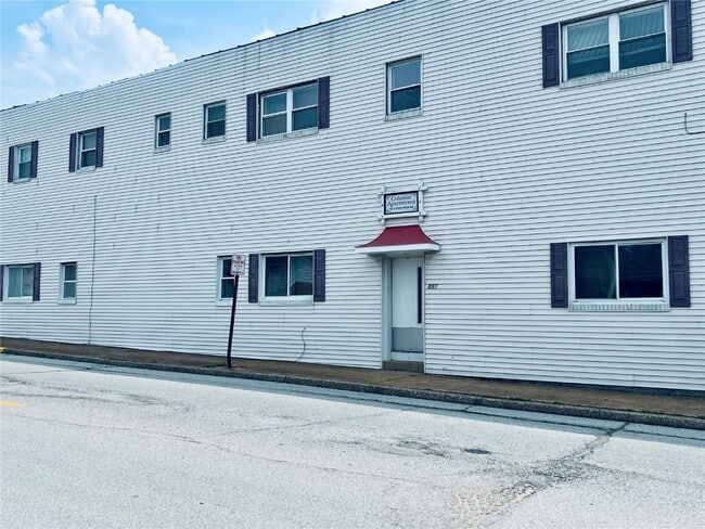 property at 237 N Wood River Ave