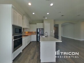 843 Knoxbridge Rd in Forney, TX - Foto de edificio - Building Photo