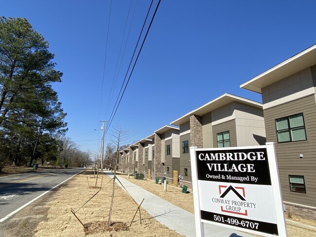 property at 1932 Cambridge Vlg Dr