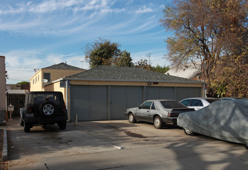 607 Hazel St in Glendale, CA - Building Photo