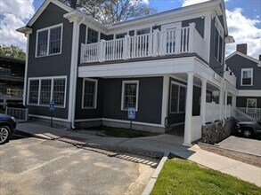 134 Main St in Groton, MA - Building Photo - Building Photo