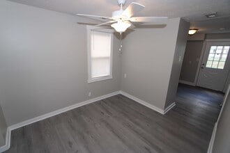 428 Lake Ave in Franklin, OH - Building Photo - Building Photo