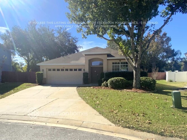 property at 400 Oak Springs Ct