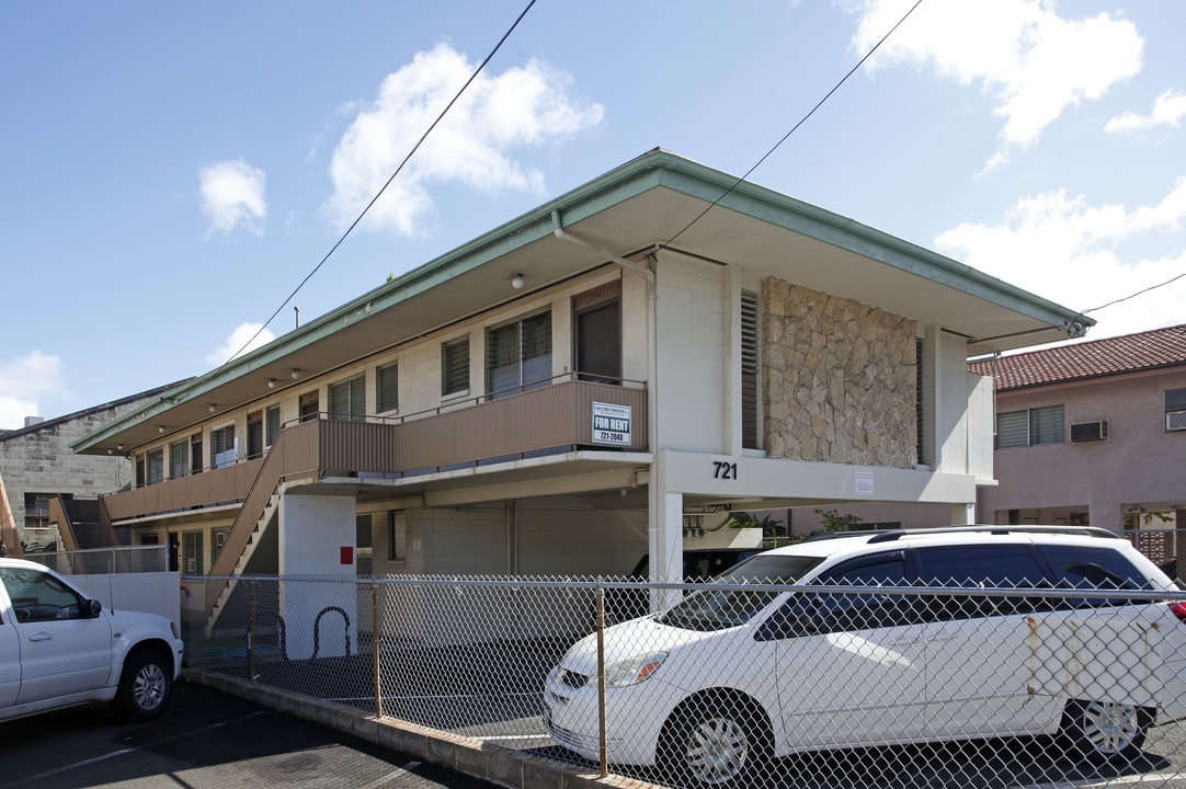 721 Birch St in Honolulu, HI - Building Photo