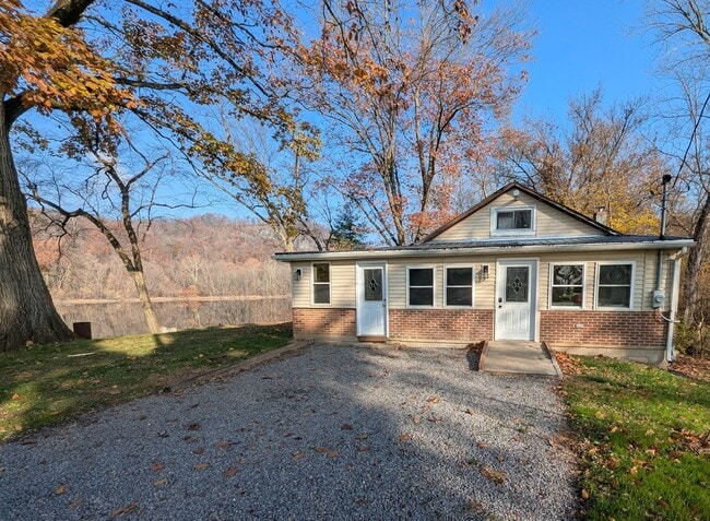 3225 River Rd in Watsontown, PA - Building Photo - Building Photo