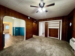 1001 S 8th St in Yakima, WA - Foto de edificio - Building Photo