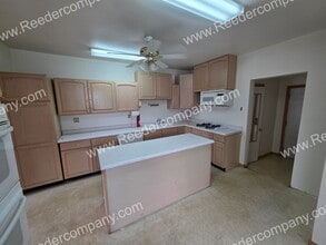 4838 Walsh Ave in East Chicago, IN - Foto de edificio - Building Photo