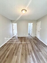 2436 Fairstone Ave in Charlotte, NC - Building Photo - Building Photo