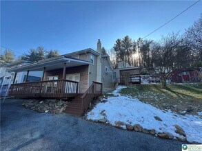 3790 Redbud Dr in Northampton, PA - Building Photo - Building Photo