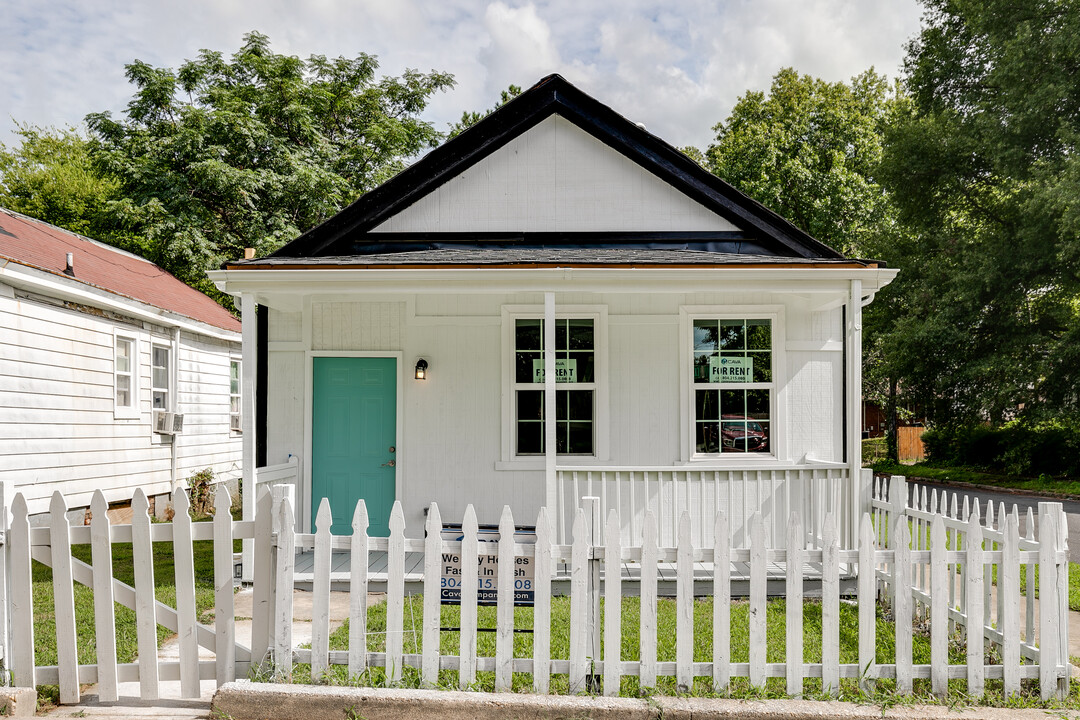 2018 Dinwiddie Ave in Richmond, VA - Foto de edificio