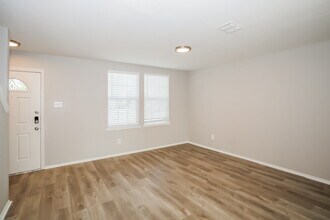 6509 Longleaf Ln in Denton, TX - Building Photo - Building Photo