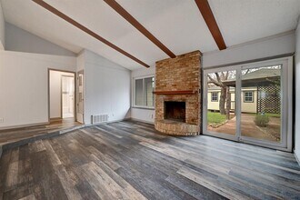 6706 Kings Point in Austin, TX - Building Photo - Building Photo