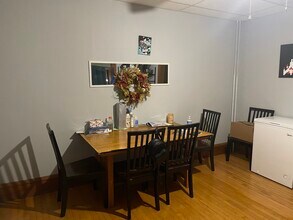 177 Shelburne Rd, Unit 1 in Burlington, VT - Foto de edificio - Building Photo
