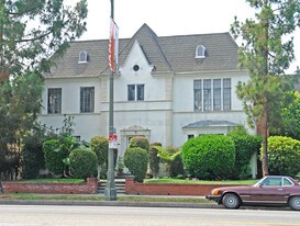 6520 W Olympic Blvd in Los Angeles, CA - Building Photo