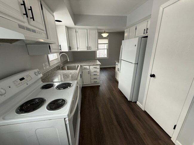 6755 Woodlake Dr in Toledo, OH - Building Photo - Building Photo