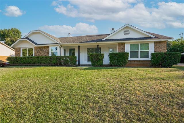 423 Augustine Dr in Euless, TX - Building Photo - Building Photo