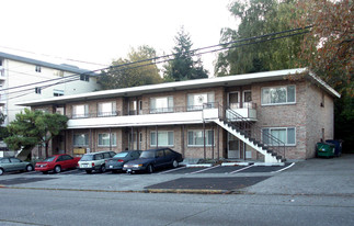 7106 California Ave SW Apartamentos