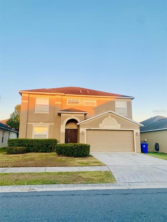 3819 Prescott Loop in Lakeland, FL - Building Photo