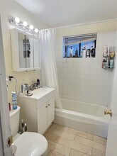1031 Commonwealth Ave, Unit 1039 Common Ave., #18 in Boston, MA - Building Photo - Building Photo