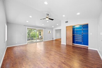 4611 Lennox Dr in Austin, TX - Building Photo - Building Photo