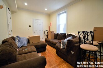 73 Thatcher St in Brookline, MA - Building Photo - Building Photo